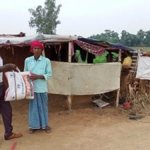 Ration Kit distribution to Widows and Daily Wagers at Aurangabad- Bihar Ration Kit distribution to Widows and Daily Wagers at Aurangabad- Bihar
